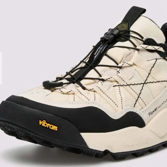 NWT Flower Mountain IWANO 2 UNI Suede and technical fabric sneakers -White-Black - Picture 7 of 16